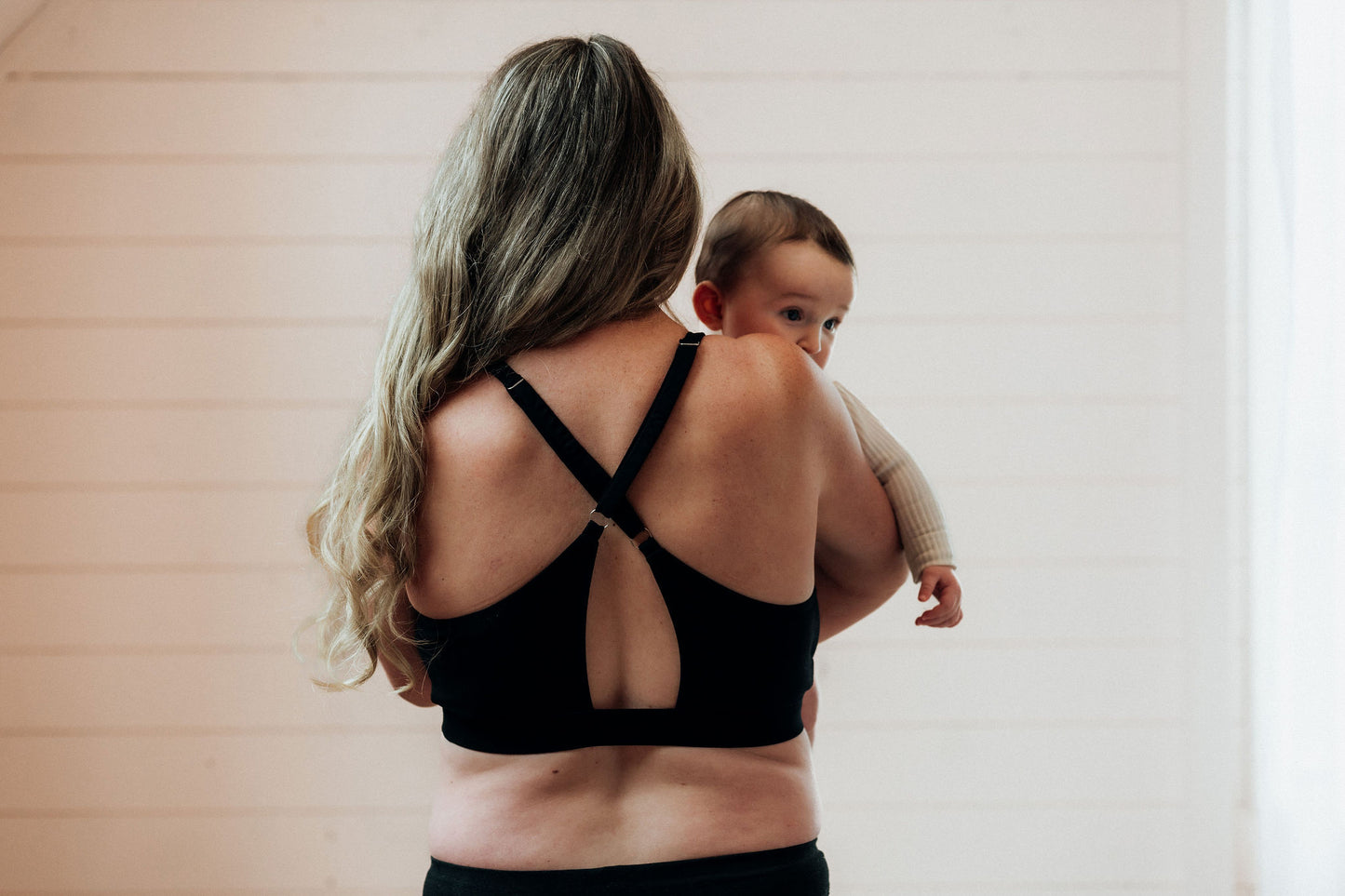 Basic Cross-Back Maternity Bra (Black)